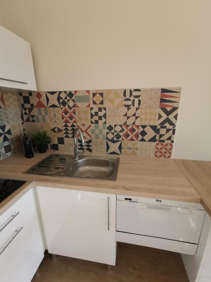 Appartement 1 Chambre + Parking A Deux Pas Des Plages Sète Buitenkant foto